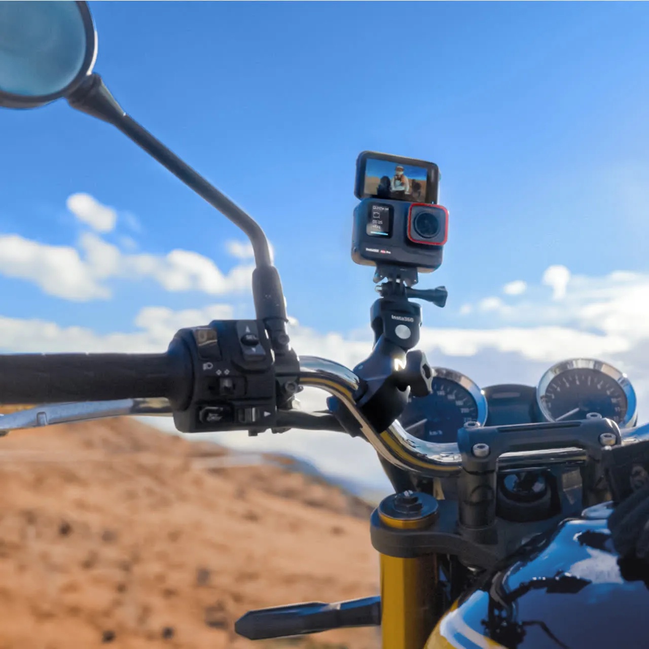 Insta360 ヘビーデューティー クランプ |   カメ - Insta360 Camera Go 3 のレビューと価格